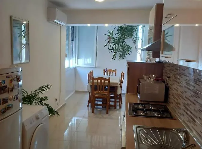 Kulas Biograd Na Moru